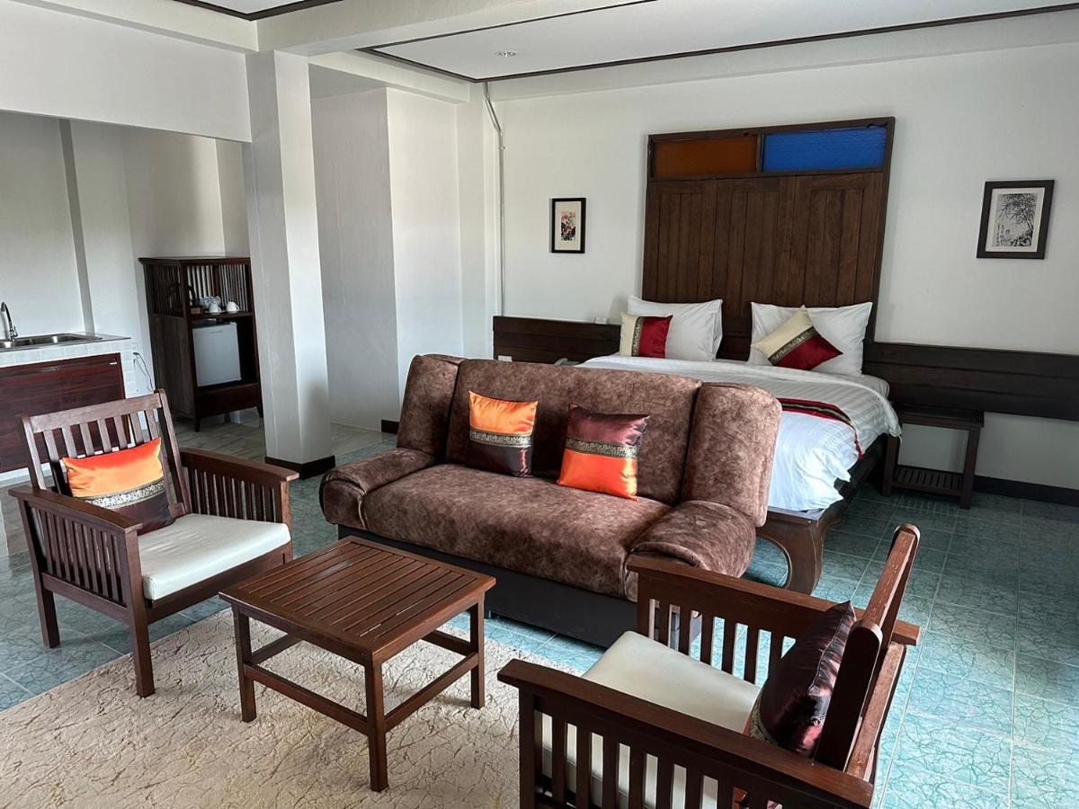 โรงแรม Chirin ฌิรินทร์โฮม เชียงใหม่